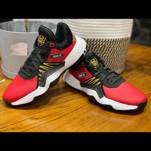 Adidas D.O.N Issue #1 GCA Black Scarlet US Mens 7